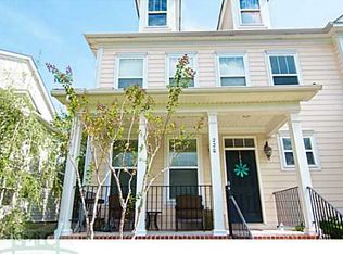 220 Village Grn, Pooler, GA 31322