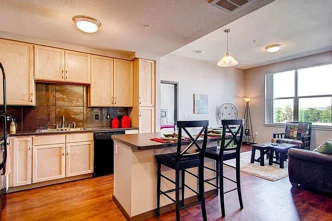 Evans Station Lofts | Denver Apartments