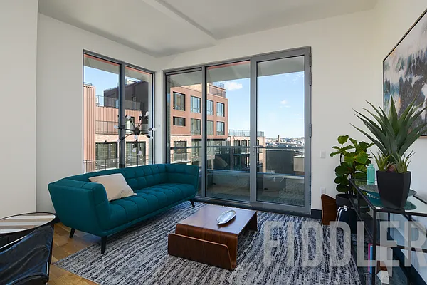 Rented by The KCI Group | media 3