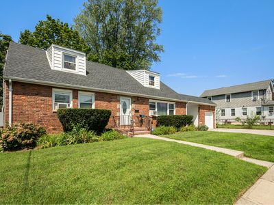 263 Waldorf Ave, Elmont, NY, 11003