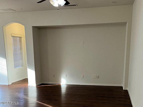 4th image of 16822 W LUNDBERG Street