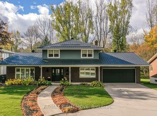 407 Bay St, Orillia, ON L3V3X5