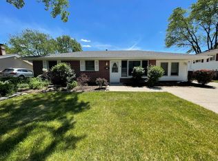 723 Dartmouth Ln, Schaumburg, IL 60193