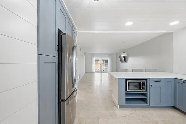 308 Golfview Rd #Penthouse 03 — Photo 2