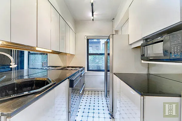 Sold by Halstead Real Estate | media 16