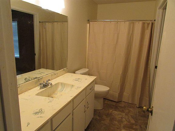 5th image of 1094 Sherwood Forest Dr