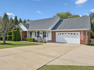 516 Brookside Dr, Mt Pleasant, TN 38474