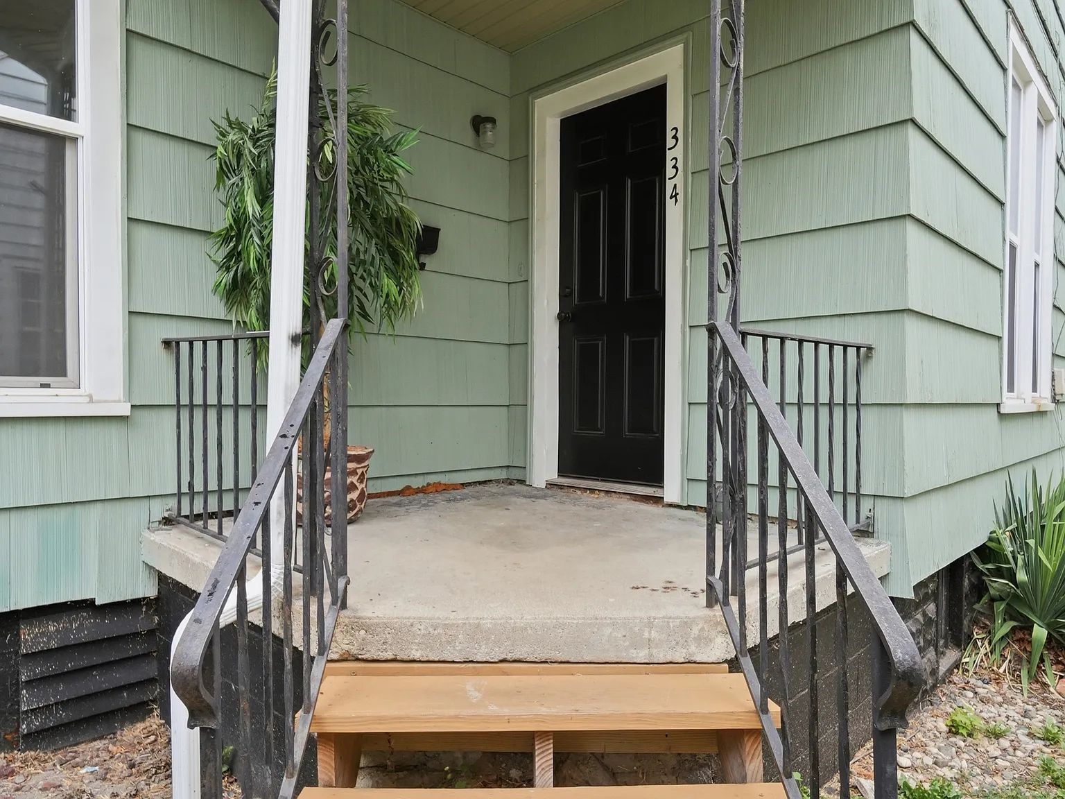 334 West 9th Street - 1 — Photo 4