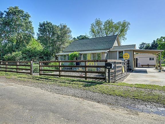 3rd image of 10813 Stone Rd