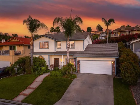 23515 Continental Dr, Canyon Lake, CA 92587