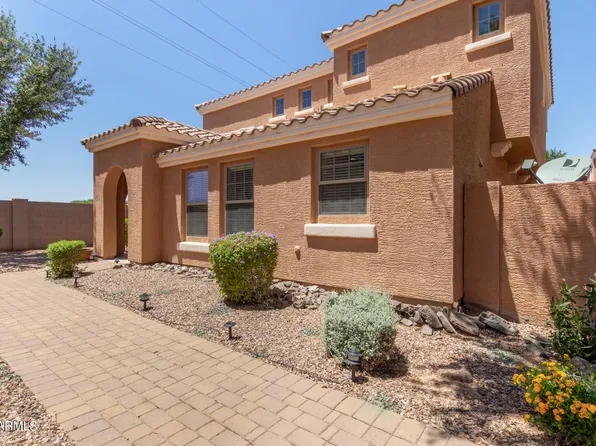 2601 E BART Street, Gilbert, AZ 85295
