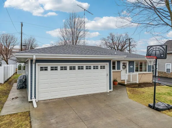 633 Pioneer AVENUE, Waupun, WI 53963