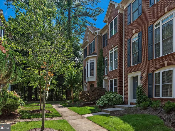 339 Quarterdeck Aly, Annapolis, MD 21401