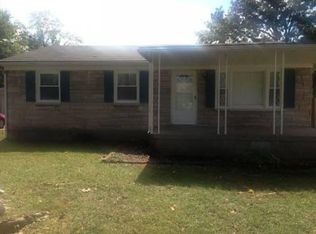 5006 Kendall Rd, Louisville, KY 40272