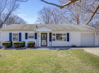 1409 Glendale Dr, Champaign, IL