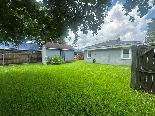 609 Melody Dr — Photo 12