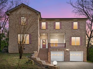 1041 Flintlock Ct, Nashville, TN 37217