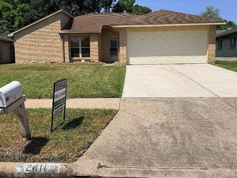 2411 Woodwind Dr