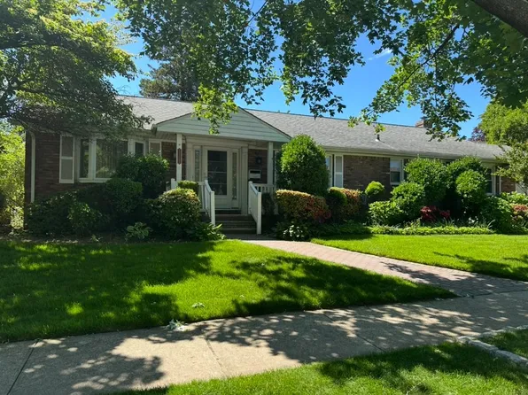 210-16 36TH Avenue, Bayside, NY 11361