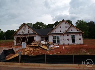 319 Tallulah Ct, Jefferson, GA 30549