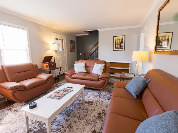 30 Florence Ave, Milford, CT 06460