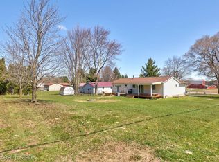 6505 N Lake Rd, Otter Lake, MI 48464