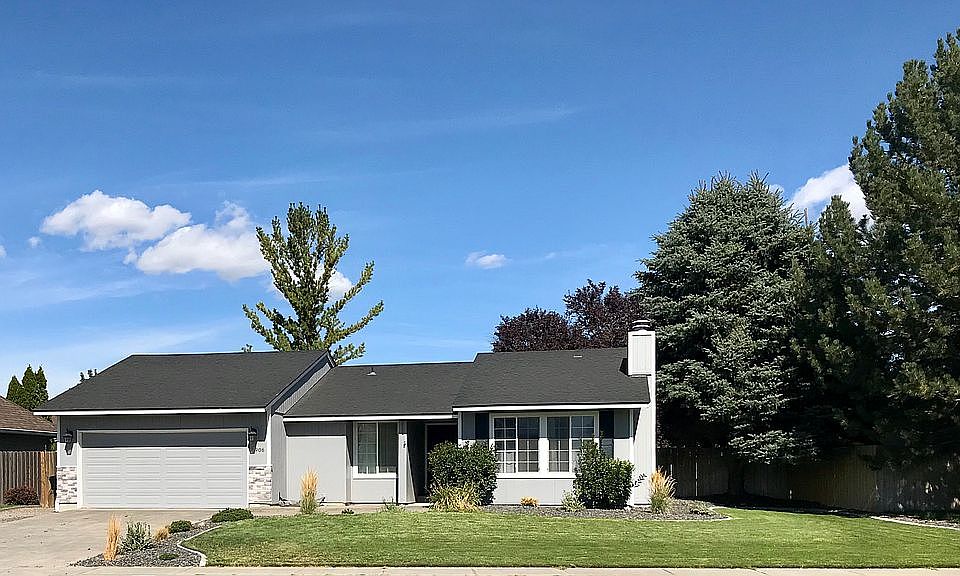 1st image of 8906 W Hood Ave