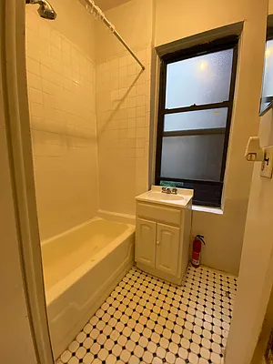 Rented by Best Apartments North Inc | media 27