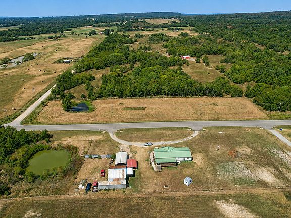 3rd image of 423001 Texanna Rd