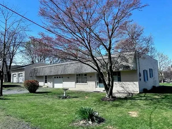 3709 Fairview St, Bethlehem, PA 18017