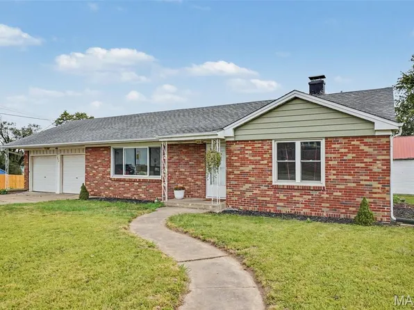 202 Cherry St, Wright City, MO 63390
