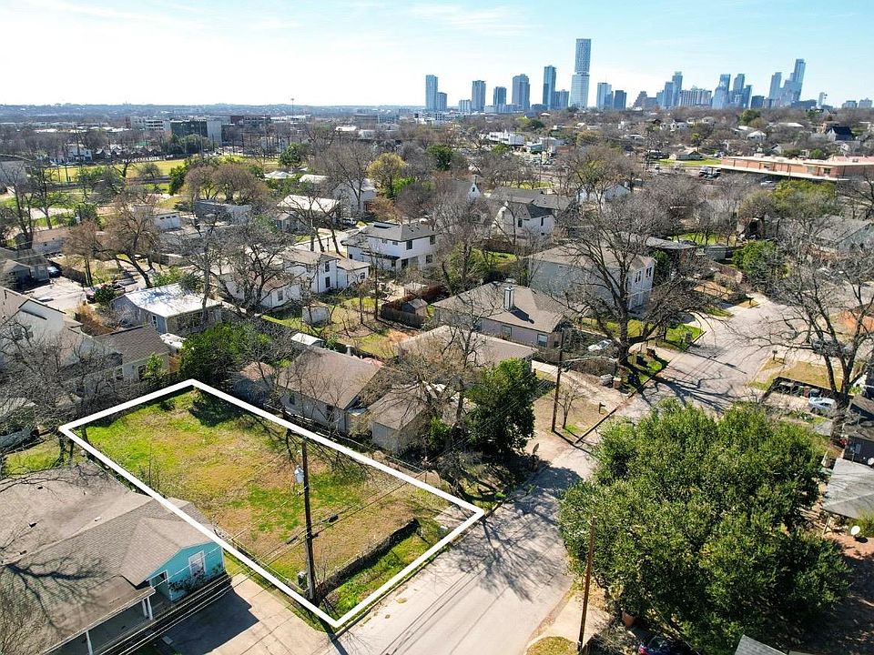 1st image of 2707 Zaragosa St