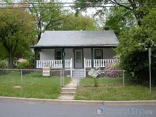 200 Frederick Ave photo 1