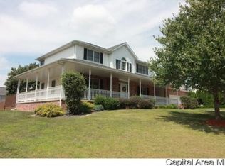 1505 Arlington Chase, Sherman, IL 62684