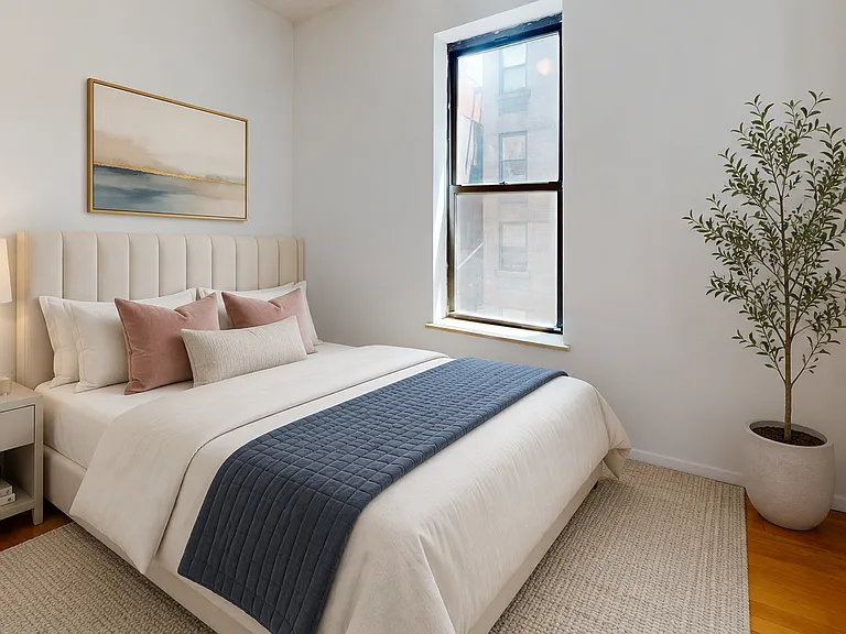 237 E 5th St #11 — Photo 2