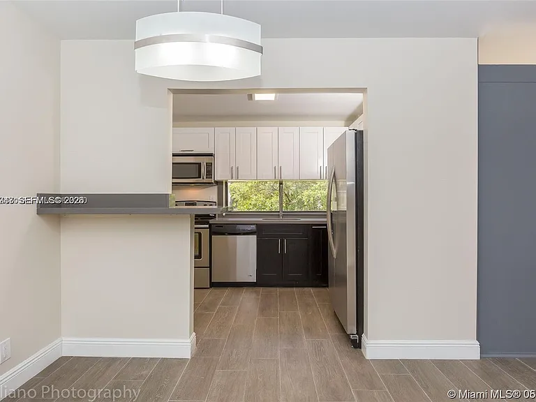 16919 N Bay Rd #218 — Photo 15