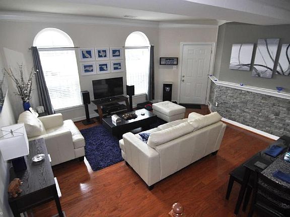 3rd image of 225 Community Center Ave #225