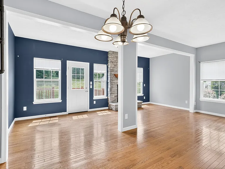 119 River Rock Way #1 — Photo 5