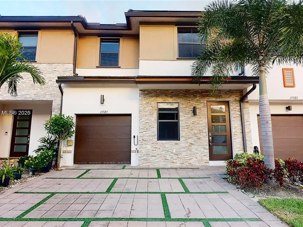 15585 NW 91st Ct #1, Hialeah, FL 33018