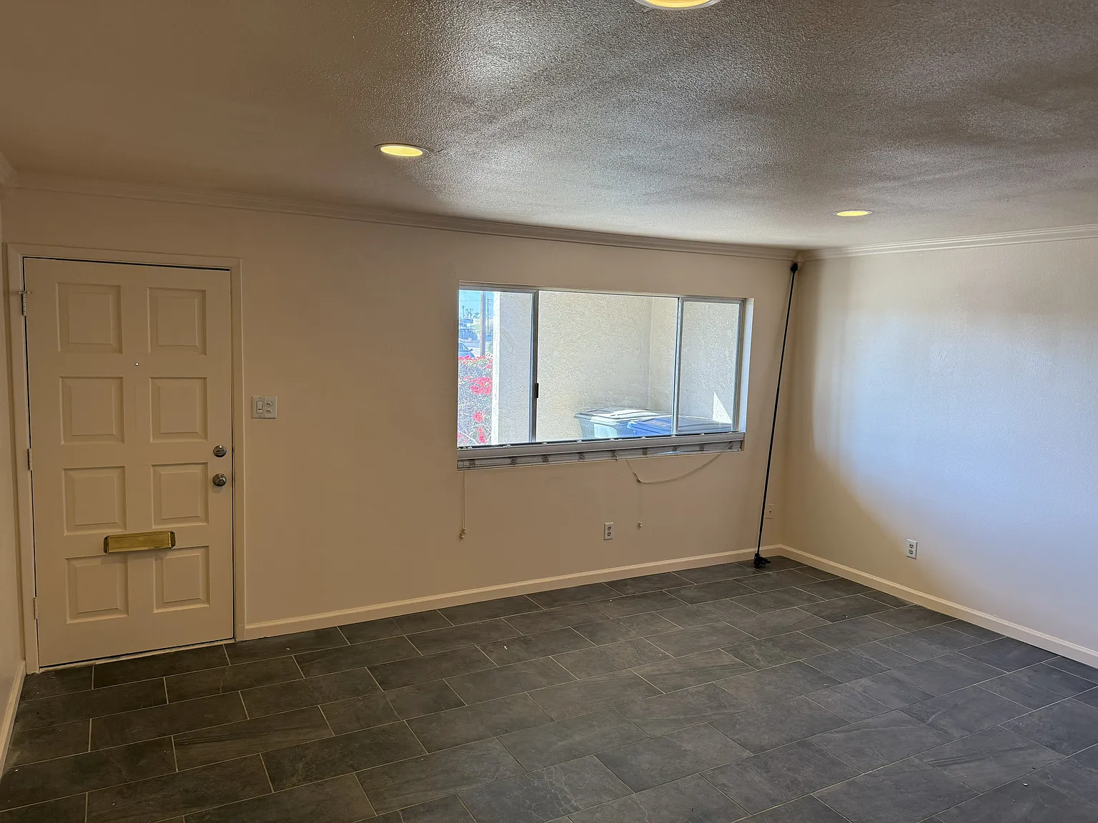 2 bed, 1404 sqft, $1,375 — Photo 4
