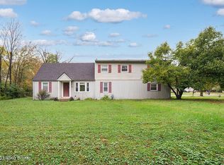 7700 Rosemary Ln, Louisville, KY 40214