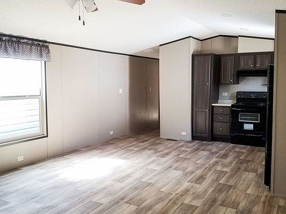 3rd image of 2901 W State Hwy #107-238