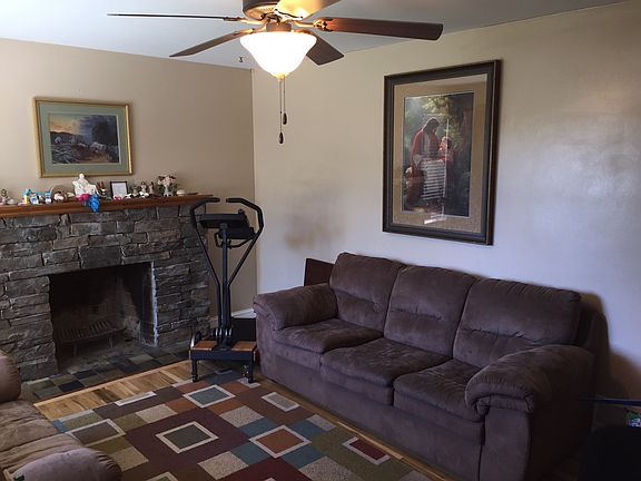 Living Room - Entry