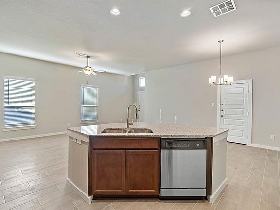 4th image of 25145/9 Pacific Wren Dr