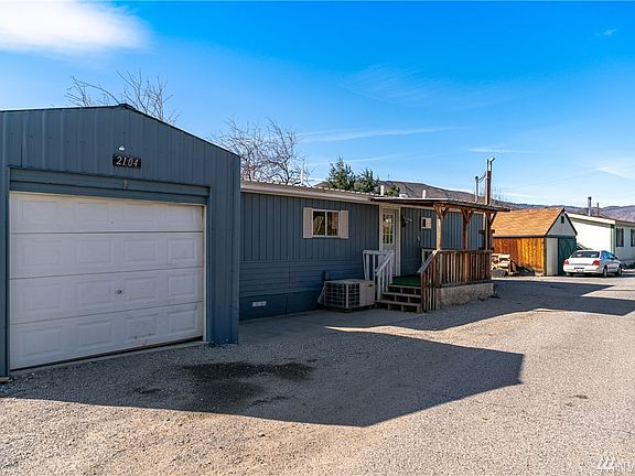 3rd image of 2104 Canal Blvd