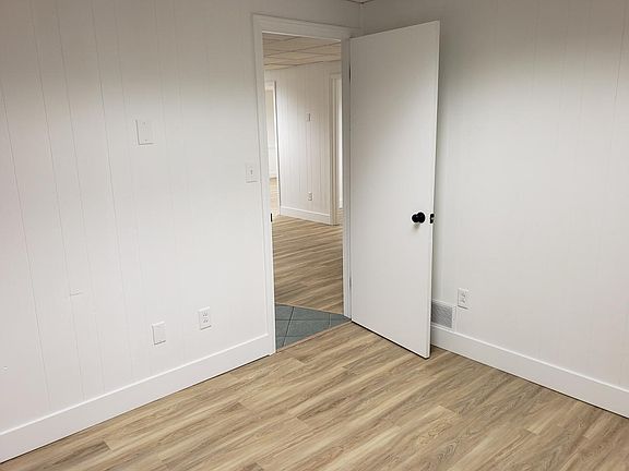 3rd image of 102 N 3rd St