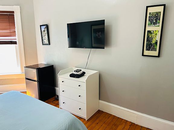 3rd image of 22 Ringgold St #14