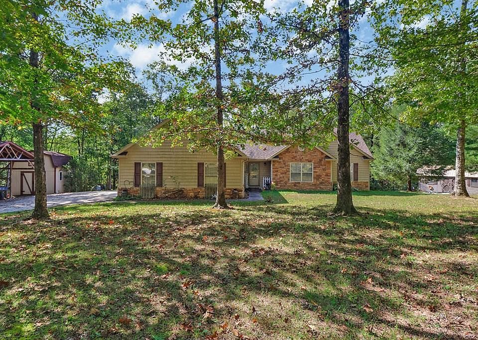 1st image of 224 Victoria Cir