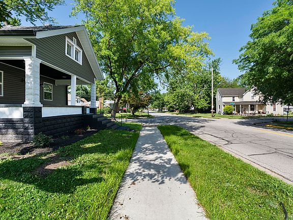 3rd image of 2001 Schuyler Ave
