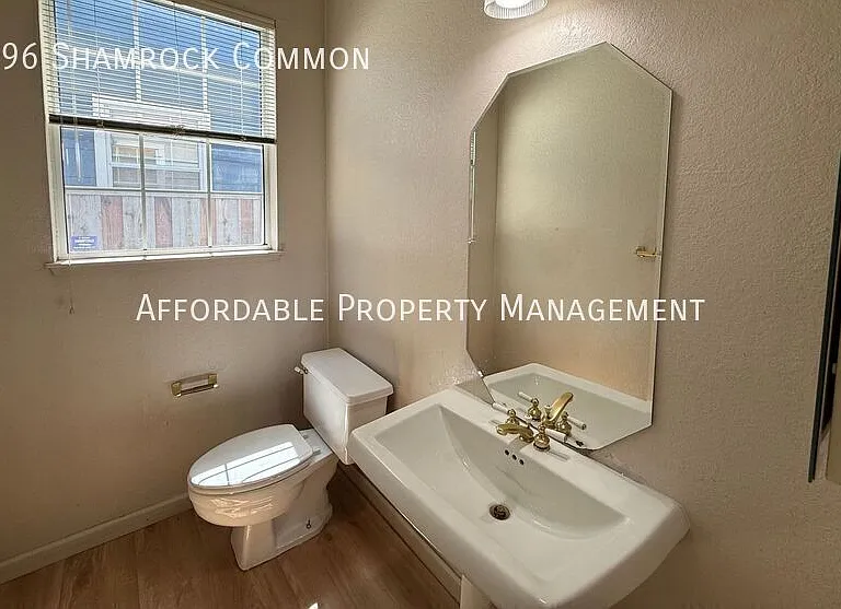 5396 Shamrock Cmn — Photo 14